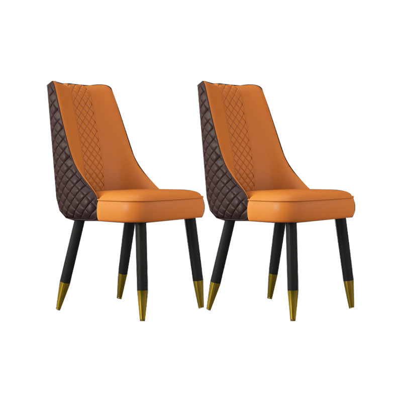 工業スタイルのダイニングチェアフェイクレザーキッチンの椅子と木製の脚