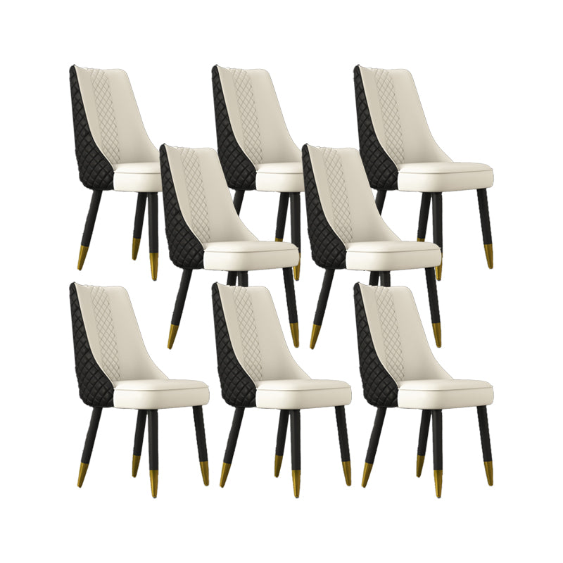 工業スタイルのダイニングチェアフェイクレザーキッチンの椅子と木製の脚