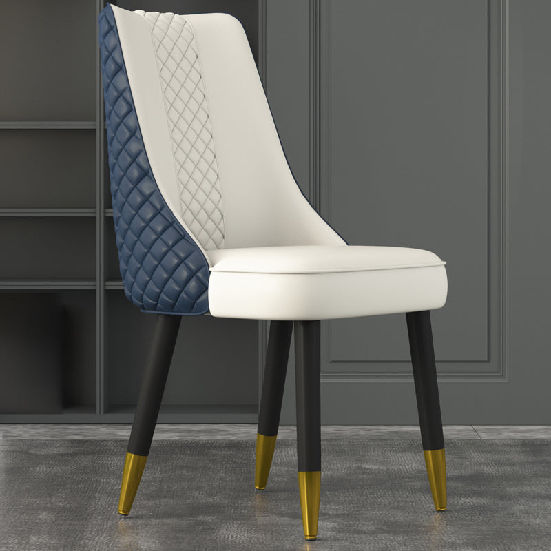 工業スタイルのダイニングチェアフェイクレザーキッチンの椅子と木製の脚