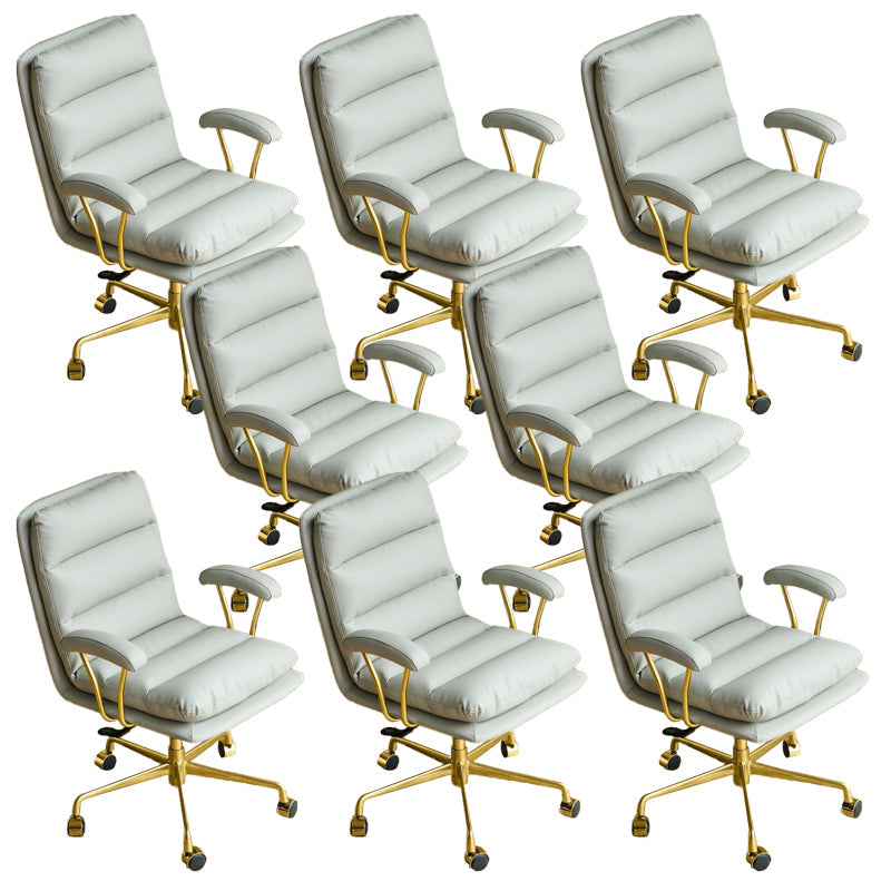 Silla de oficina de armas fija moderna Mecanismo de inclinación de cuero Silla de escritorio ergonómico