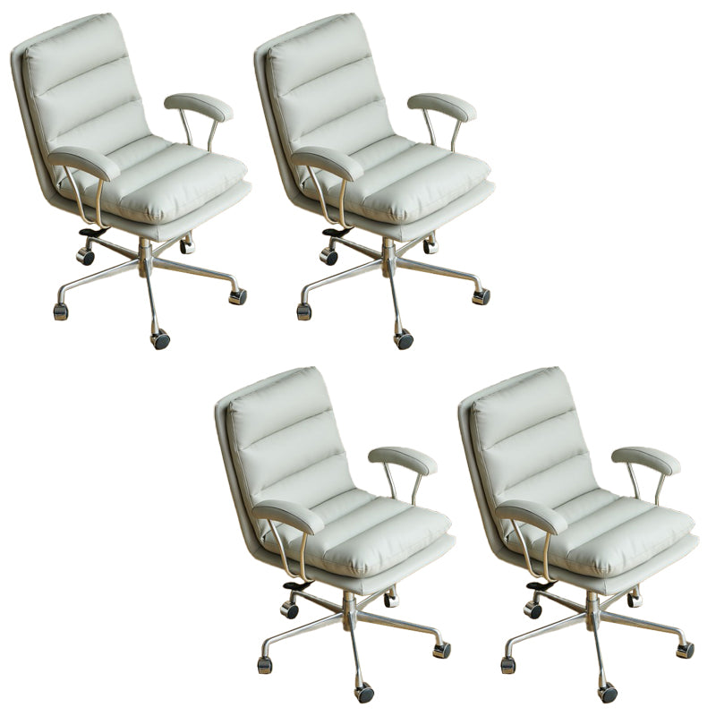 Silla de oficina de armas fija moderna Mecanismo de inclinación de cuero Silla de escritorio ergonómico