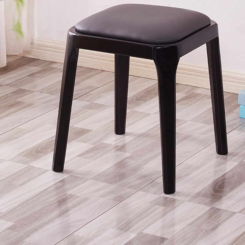 Glam Ottoman Faux Leather Stain Resistant Solid Color Square Ottoman with Legs Gray 1 Piece Clearhalo 'furn' 'furn_ottomans_poufs' 'Furniture' 'Living Room Furniture' 'Ottomans & Poufs' 'ottomans_poufs' 7202965