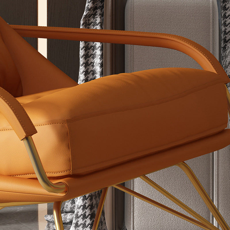 Mère de style glam Mère d'alimentation canapé à bascule chaise à bascule intérieure avec ottoman