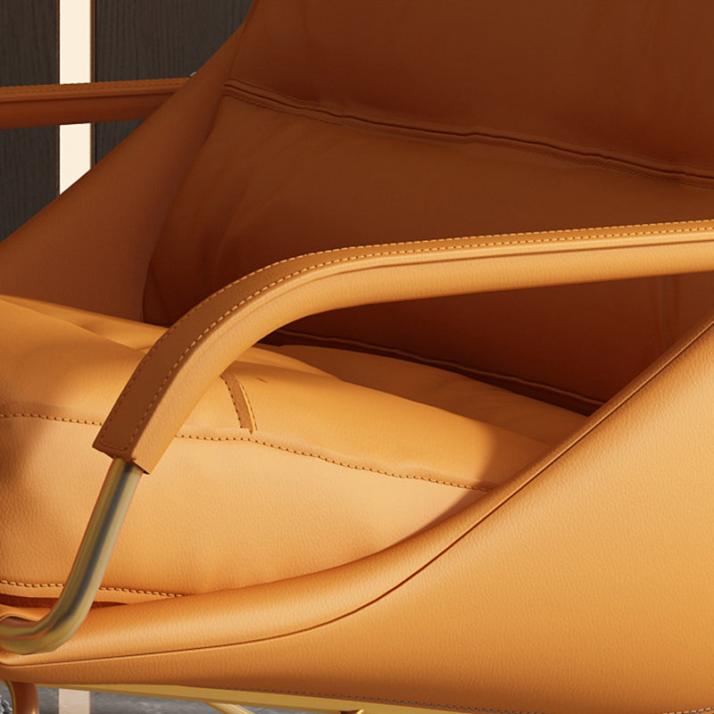 Mère de style glam Mère d'alimentation canapé à bascule chaise à bascule intérieure avec ottoman