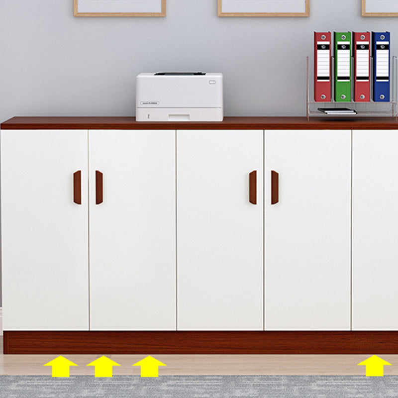 Abbandiera contemporanea mobile ingegnerizzato in legno per scaffalature regolabili