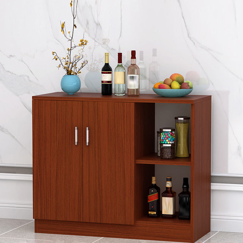 Der zeitgenössische Stil Sideboard Brown Engineered Wood Server mit einstellbaren Regalen