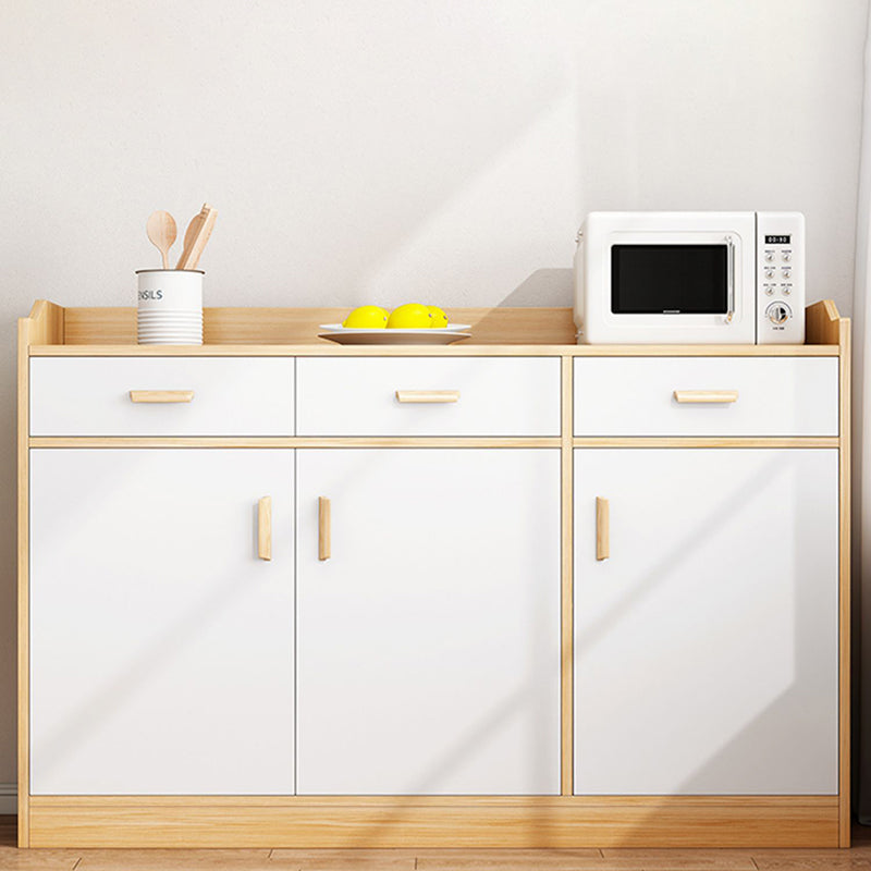 Server da pranzo in stile moderno ingegnerizzato in legno con cassetti e archiviazione