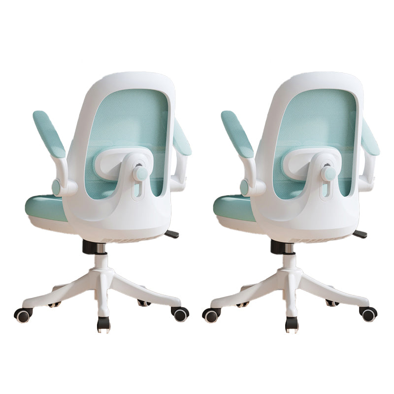 Chaise pivotante moderne chaise de back office en mailles réglables avec roues