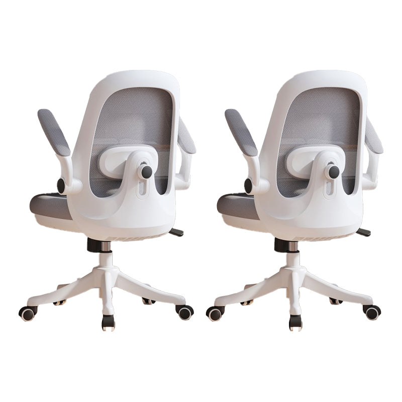 Chaise pivotante moderne chaise de back office en mailles réglables avec roues