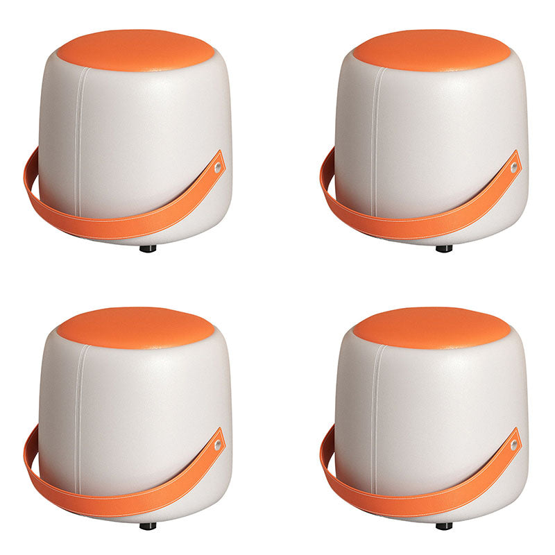 Moderno pouf pouf in finta pelle in pelle imbottita ottomana