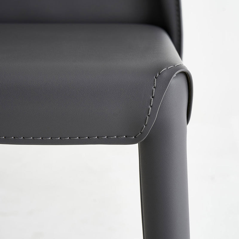 Sgabelli da bar in stile in pelle finta con lo schienale