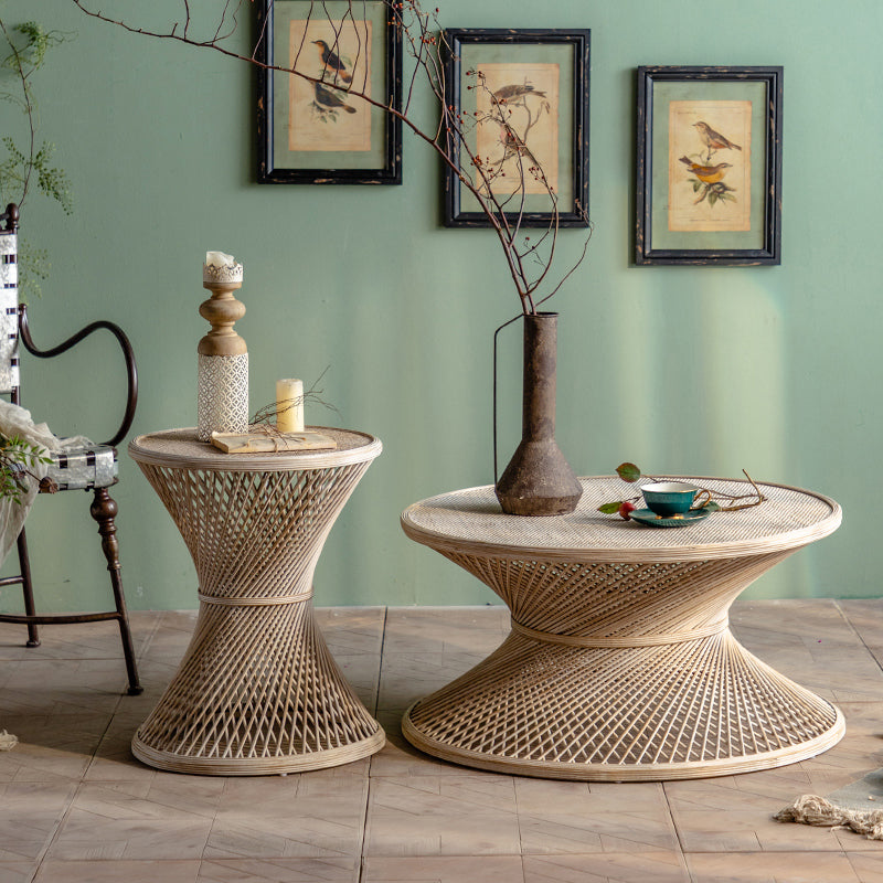 Rustic Corner Table Round Pedestal Distressed Accent Side Table Clearhalo 'Coffee & Accent Tables' 'End & Side Tables' 'end_side_tables' 'furn' 'furn_end_side_tables' 'Furniture' 'Living Room Furniture' 7231708