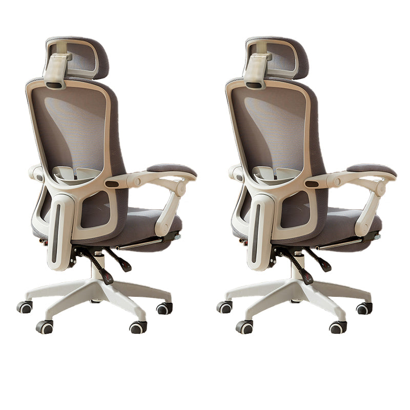 Chaise de bureau moderne Mécanisme d'inclinaison sans chaise de bureau ergonomique pénible avec roues