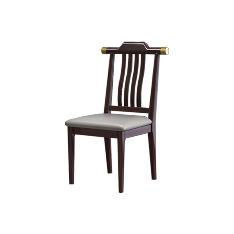 Industriële keuken eetkamerstoel massief houten lat achter armloze stoel