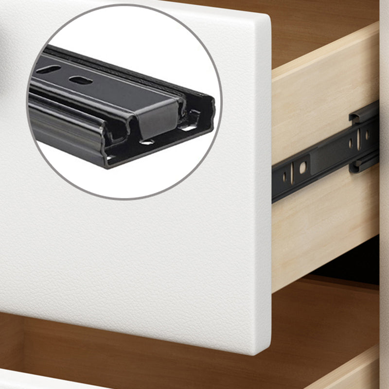 Comobilismo per letto contemporaneo in pelle con cabine da comodino con cassetti