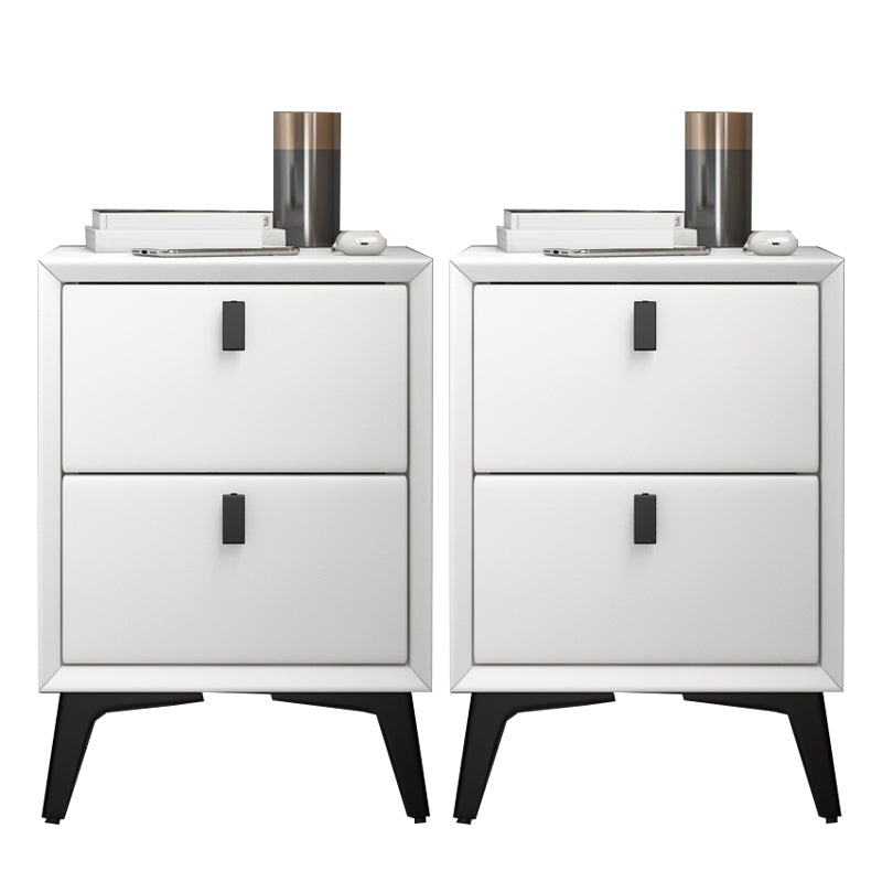 Comobilismo per letto contemporaneo in pelle con cabine da comodino con cassetti