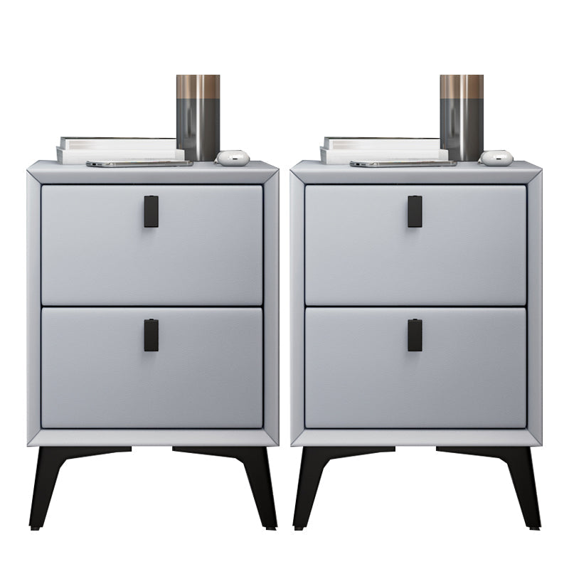 Comobilismo per letto contemporaneo in pelle con cabine da comodino con cassetti