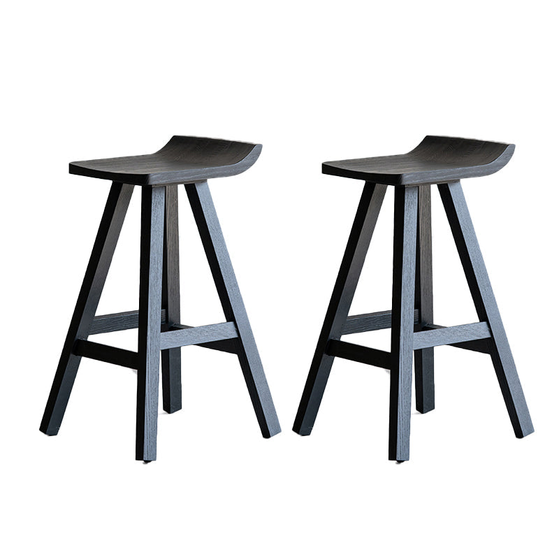 Sgabelli da bar in legno massiccio di sgabelli da pranzo neri con poggiapiedi