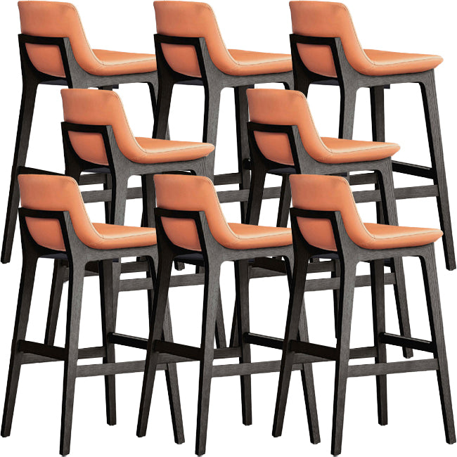 Scandinavische binnenbarkrukken massieve houten kruk met voetsteun