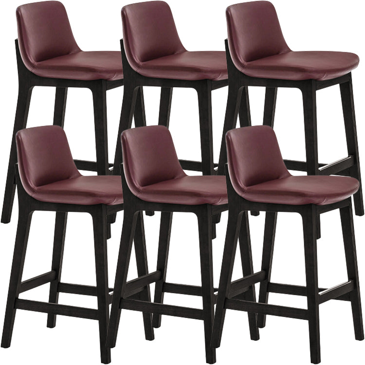 Scandinavische binnenbarkrukken massieve houten kruk met voetsteun