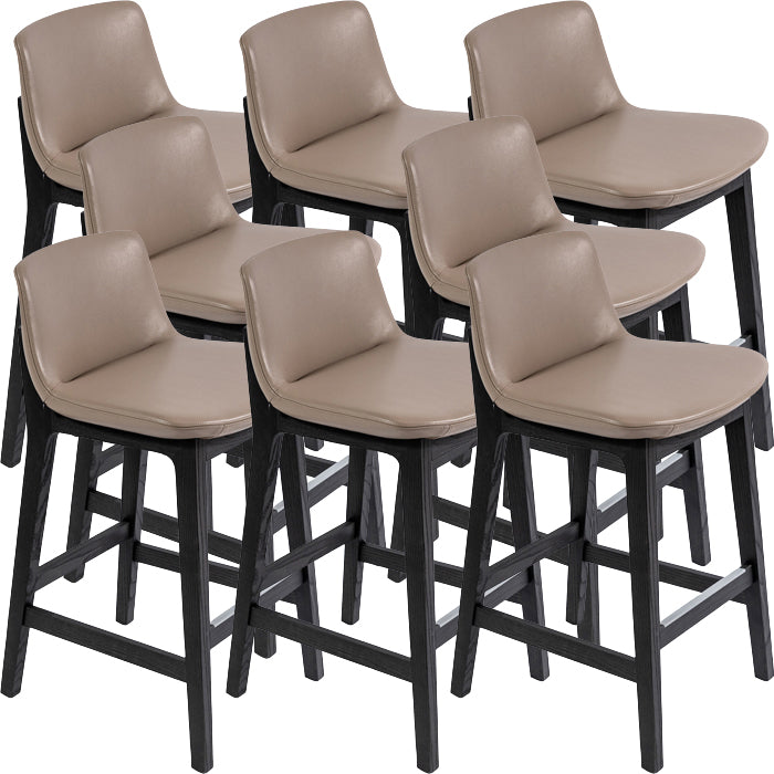 Scandinavische binnenbarkrukken massieve houten kruk met voetsteun