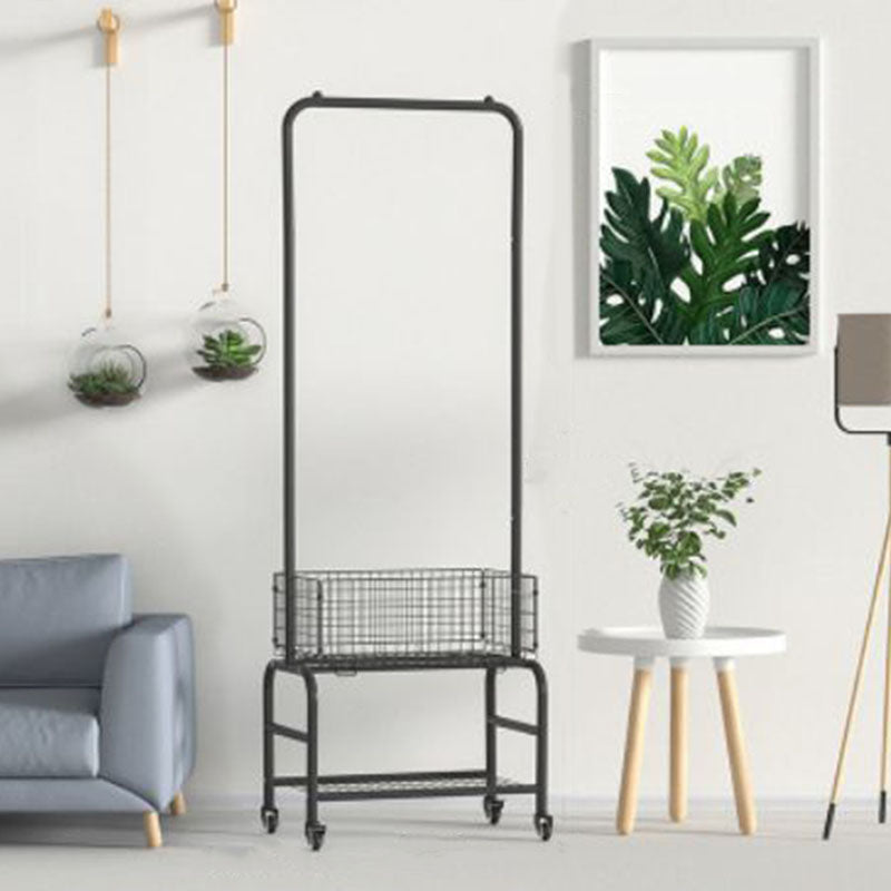 Rastrellino per pavoni da branco di abiti lussuosi con mensole con scaffali