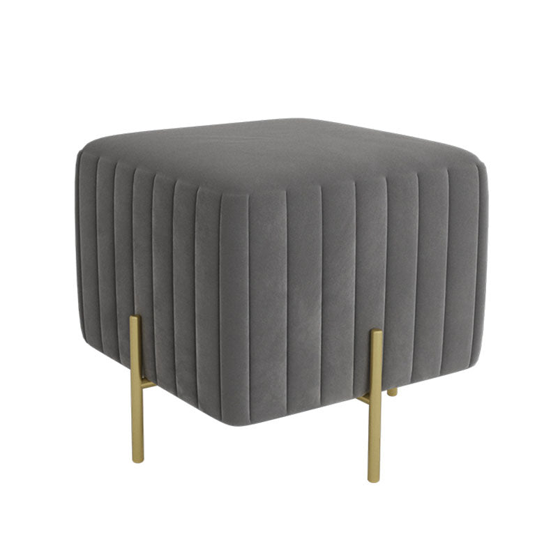 Pouf Pouf contemporain Ottoman carré de couleur unie en velours coulère avec des jambes métalliques