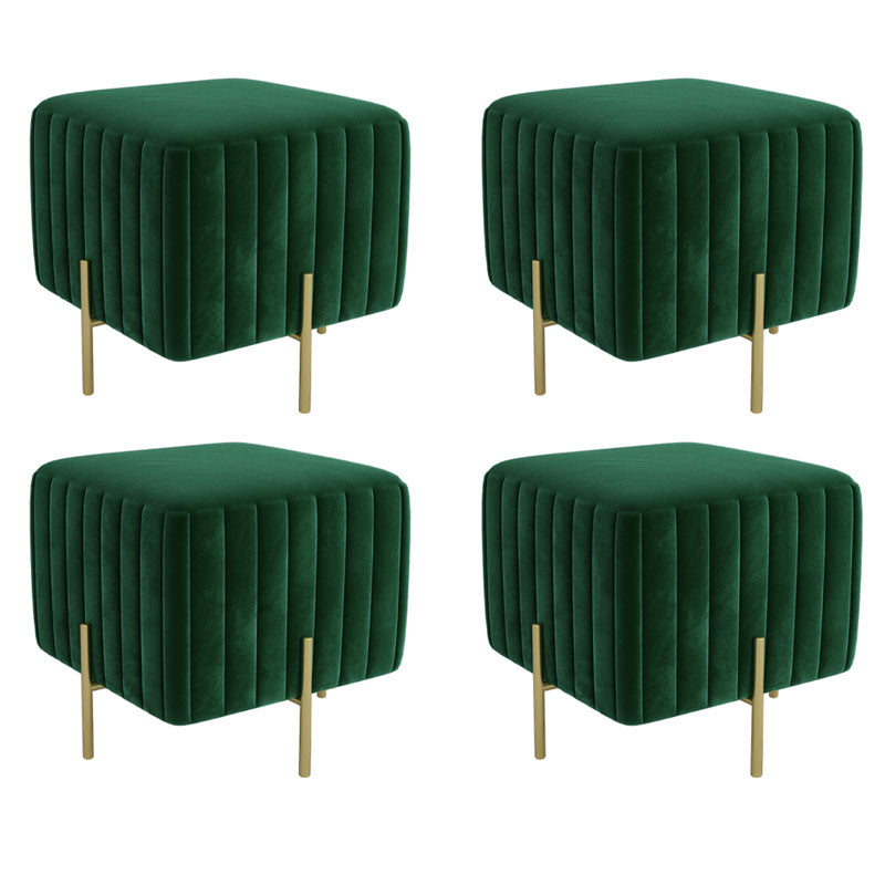 Pouf Pouf contemporain Ottoman carré de couleur unie en velours coulère avec des jambes métalliques