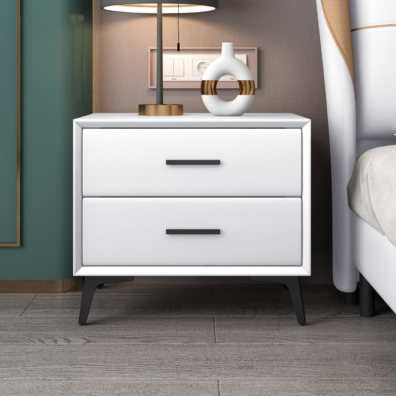 Comobilismo per letto contemporaneo di cabinetto in pelle con 2 cassetti