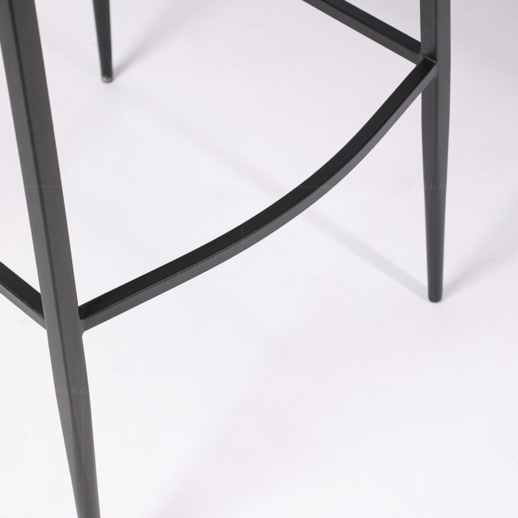 Faux Leather Bar Stools Low Back Dining Stools with Metal Base Clearhalo 'Bar Furniture' 'Bar Stools' 'bar_stools' 'furn' 'furn_bar_stools' 'Furniture' 'Kitchen & Dining Furniture' 7244098