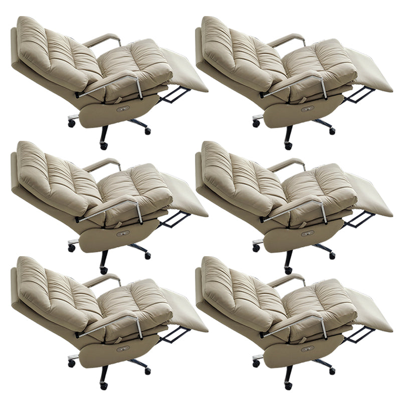 Silla de oficina de tobogán moderna con brazos acolchados de cuero altura de altura de asiento ajustable