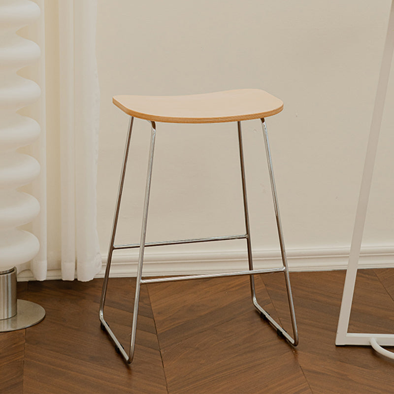 Industrielle Metall-Thekenhocker, Sattelsitz-Thekenhocker für das Wohnzimmer