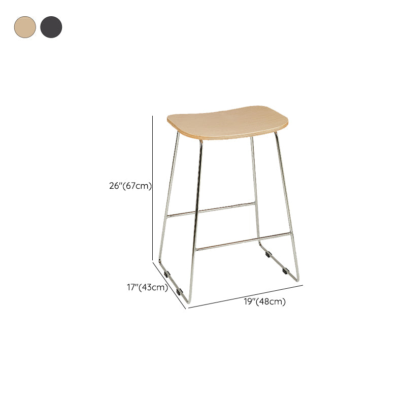 Industrielle Metall-Thekenhocker, Sattelsitz-Thekenhocker für das Wohnzimmer