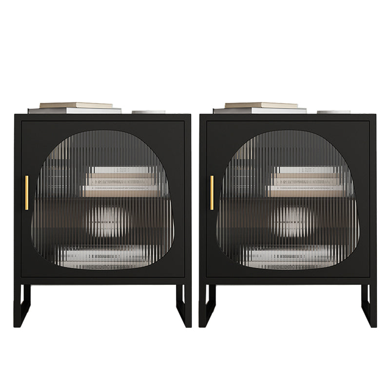 Comodino di accento metallico contemporaneo al comodino con porte per camera da letto