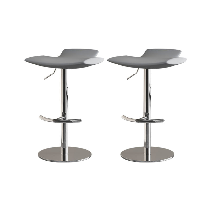 Tabouret de bar à tabouret de barre pivotant sans bras réglable avec base chromée