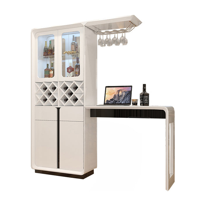 Moderne rechthoekige bartafel van kunsthout met wijnkast voor de woonkamer