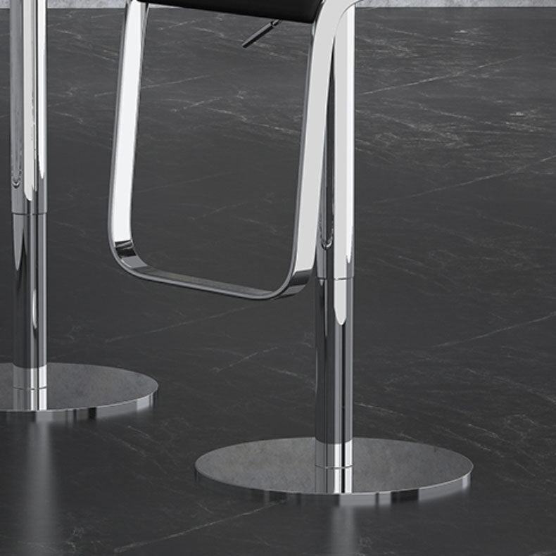 フェイクレザーバースツール調整可能な高さのスイベルバースツールとフットレスト