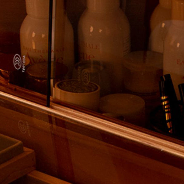 Contemporary Mirrored Glass Drawers Make-up Vanity with Storage for Bedroom Clearhalo 'Bedroom Furniture' 'furn' 'furn_makeup_vanities' 'Furniture' 'Makeup Vanities' 'makeup_vanities' 7284579