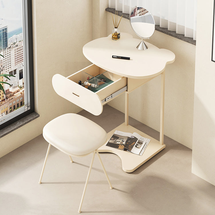 Vanity di trucco metallico moderno per camera da letto con un set di vanità per il trucco del cassetto