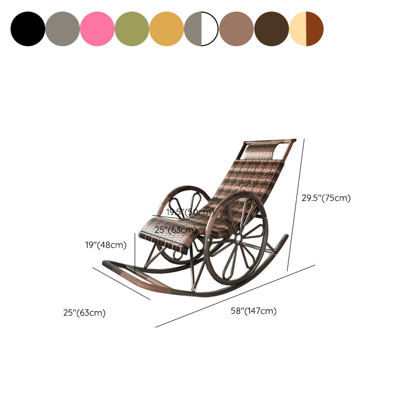 リビングルームと寝室のためのナチュラルラタンロッキングチェアバルコニーロッキングチェア