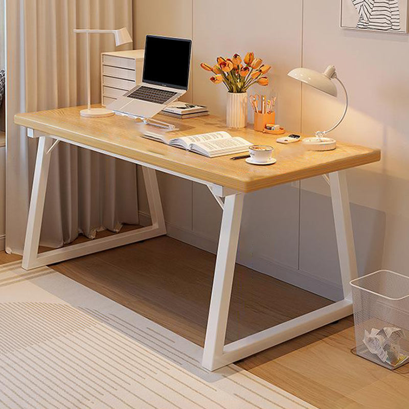 Vaste houten thuis computerbureau eigentijdse slee slee base kantoor bureau