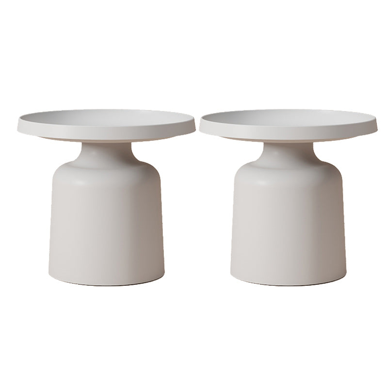 Contemporary Corner Table Metal Round Pedestal Accent Side Table 20"L x 20"W x 18"H Gray-White 2 Clearhalo 'Coffee & Accent Tables' 'End & Side Tables' 'end_side_tables' 'furn' 'furn_end_side_tables' 'Furniture' 'Living Room Furniture' 7316154