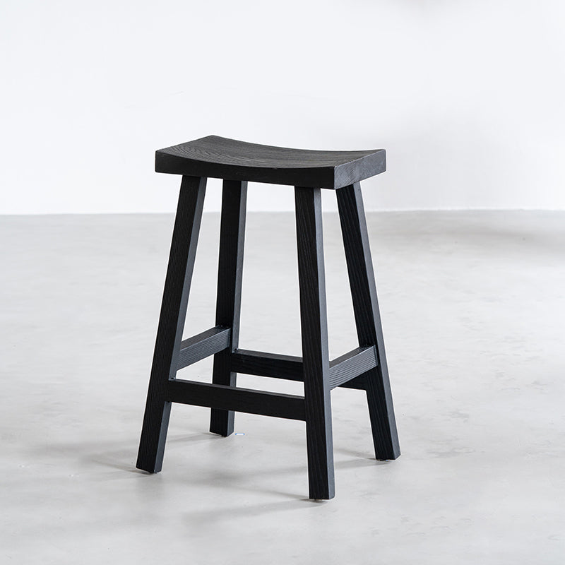 Solid Wood Dining Stools Black Armless Bar Stools with Footrest Matte Black 1 Piece Clearhalo 'Bar Furniture' 'Bar Stools' 'bar_stools' 'furn' 'furn_bar_stools' 'Furniture' 'Kitchen & Dining Furniture' 7316504