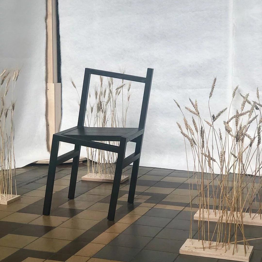 Noordse stijl eetkamerstoelen massieve houten eetstoelen voor patio -gebruik