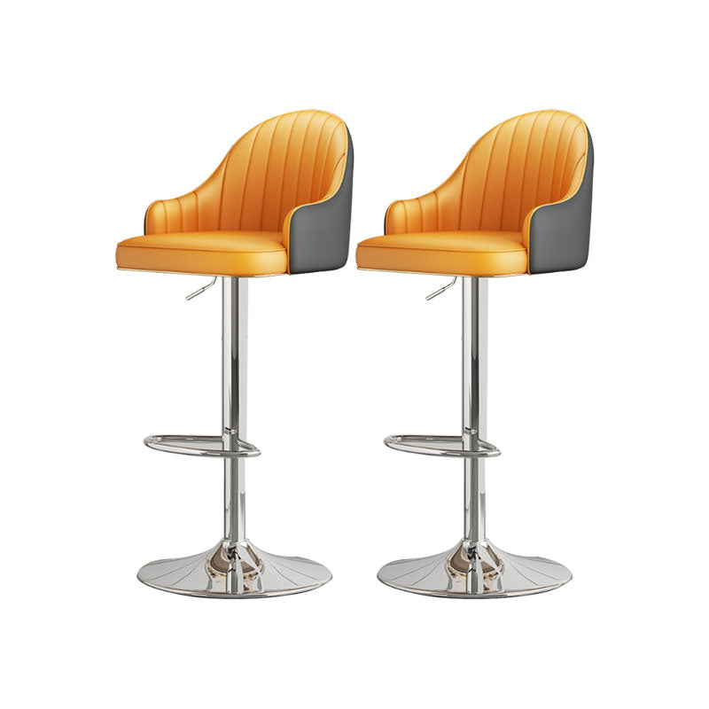 Tabourets de bar en faux cuir de style glam