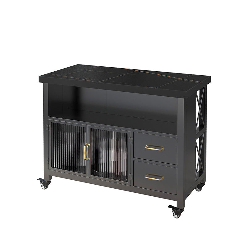 Table de l'îlot de cuisine à la maison