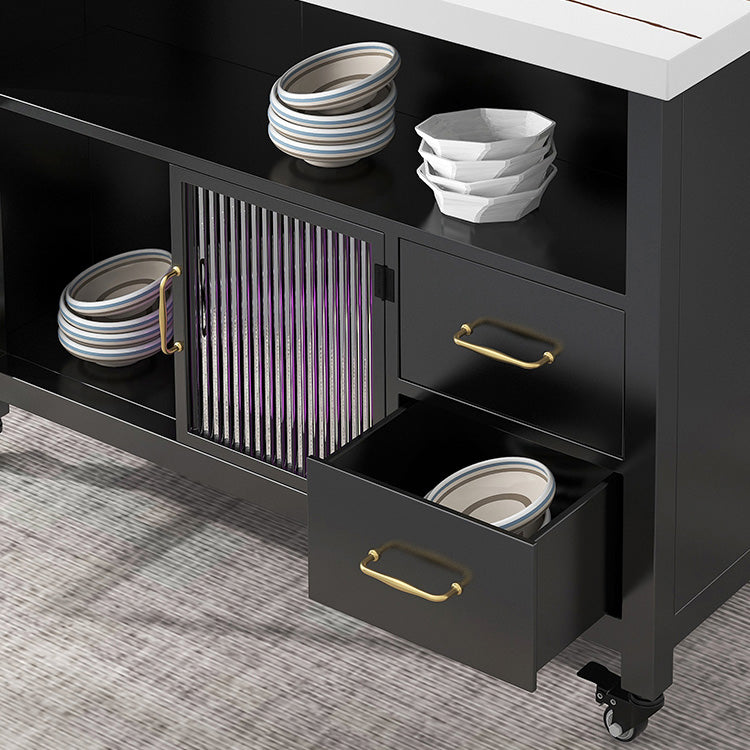 Table de l'îlot de cuisine à la maison