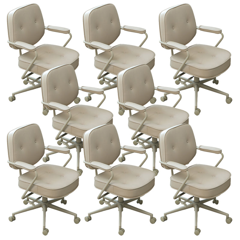 Moderne bureaustoelgevoelde armen verstelbare stoelhoogte stoel met wielen