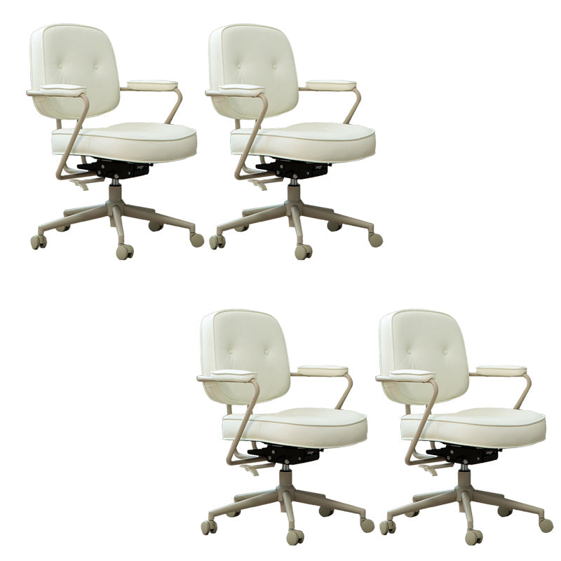 Moderne bureaustoelgevoelde armen verstelbare stoelhoogte stoel met wielen