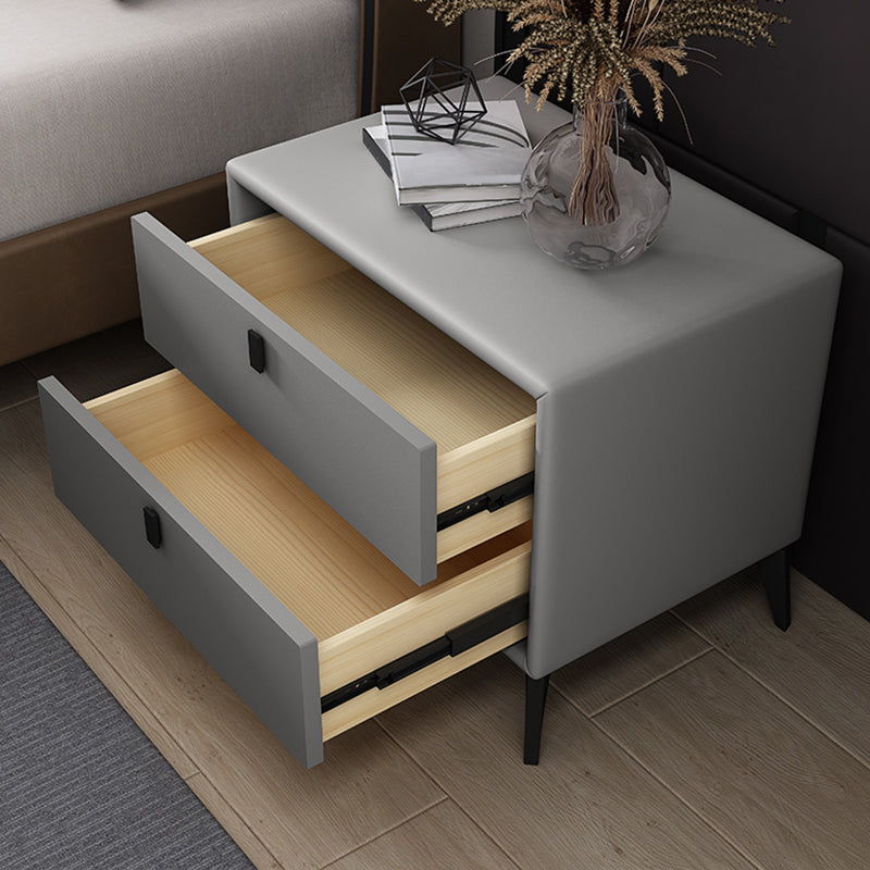 Faux Leather Accent Table Nightstand Contemporary Bed Nightstand 18"L x 16"W x 18"H Light Gray 1 Piece Clearhalo 'Bedroom Furniture' 'furn' 'furn_night_stand' 'Furniture' 'night_stand' 'Nightstands' 7336809